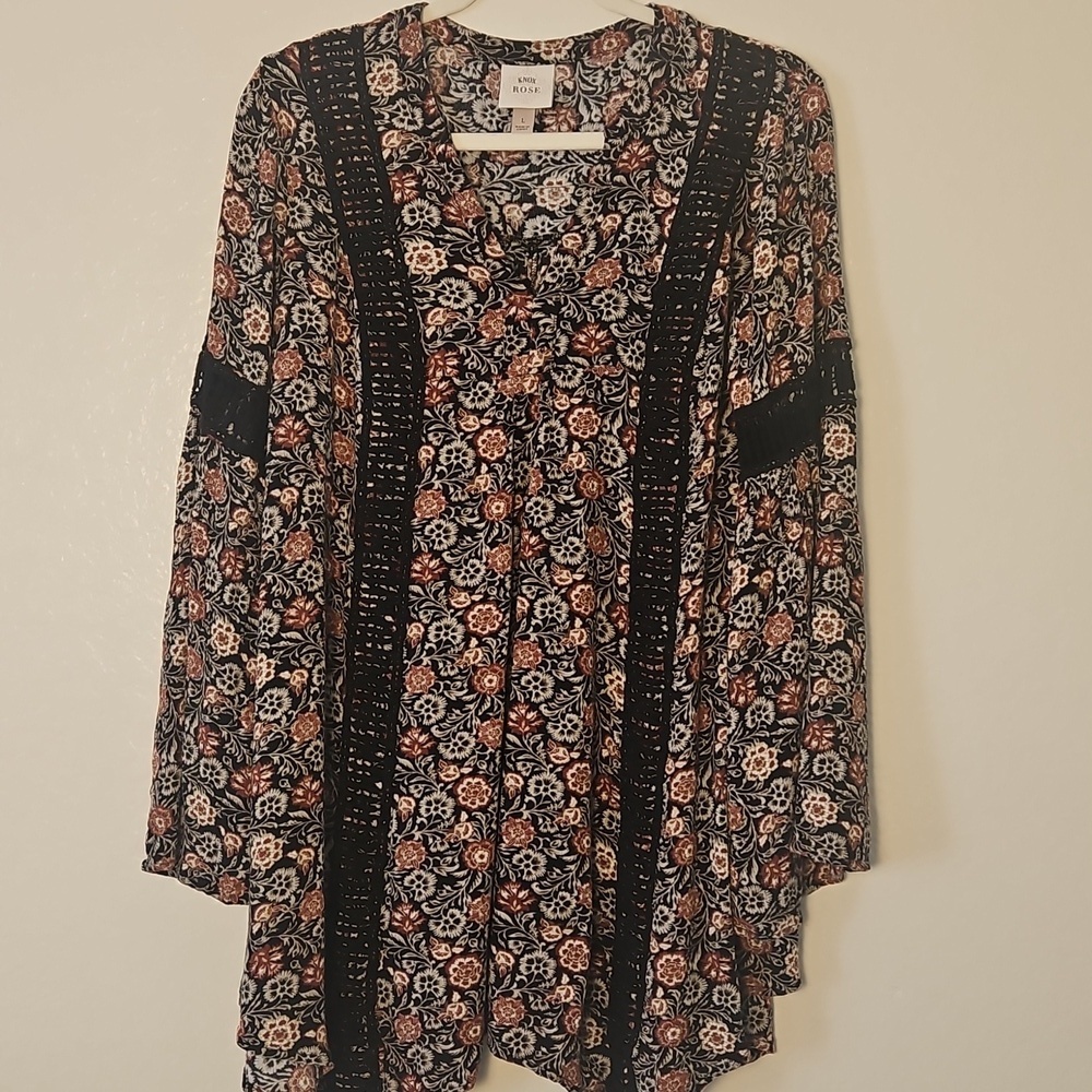 Knox Boho Tunic Rose Black and Red Floral Top - Picture 3 of 7